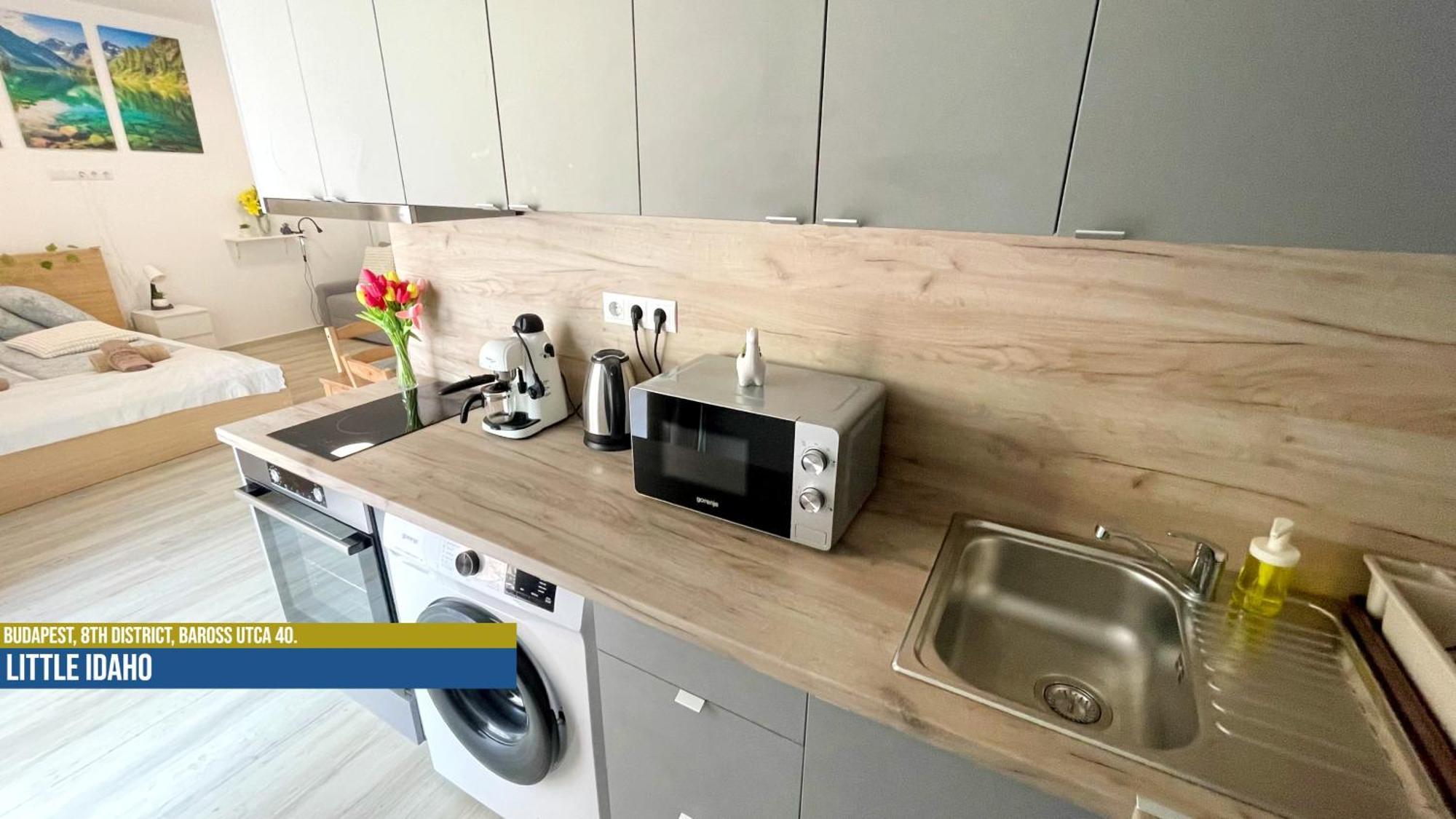 Little Americas North West Apartments Budapest Ngoại thất bức ảnh